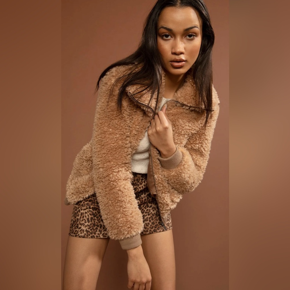 BB Dakota Teddy or Not Bomber Jacket